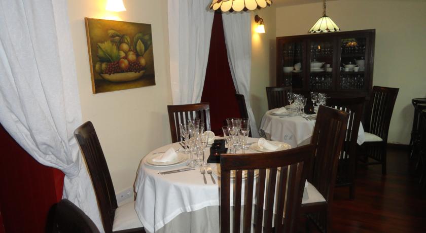 Imagen del bar/restaurante del Hotel Rural Casa Lugo. Foto 2
