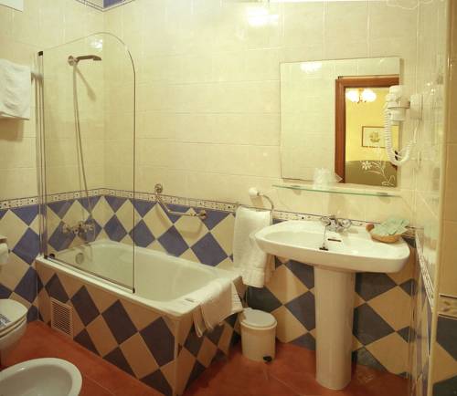 Imagen de la habitación del Hotel Rural Casa Manoli, LUARCA. Foto 12