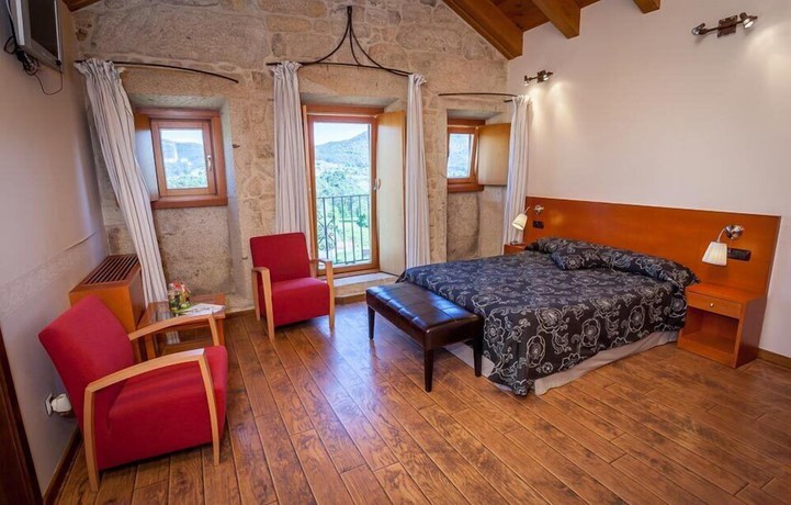 Imagen de la habitación del Hotel Rural Casa Rural Abadia Eiras. Foto 10