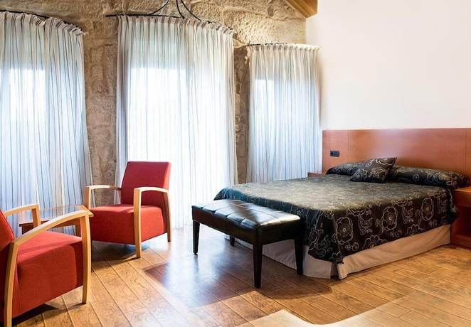 Imagen de la habitación del Hotel Rural Casa Rural Abadia Eiras. Foto 13