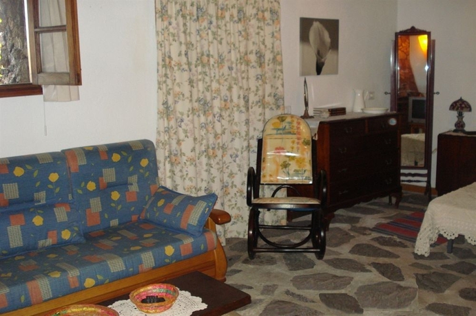 Imagen de los interiores del Hotel Rural Casa Rural Aborigen Bimbache. Foto 11