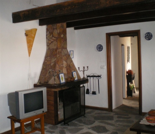 Imagen de los interiores del Hotel Rural Casa Rural Aborigen Bimbache. Foto 13