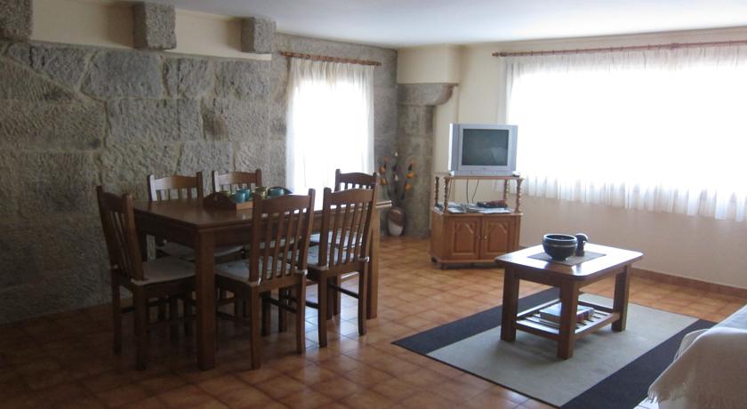 Imagen de la habitación del Hotel Rural Casa Rural Roque. Foto 3