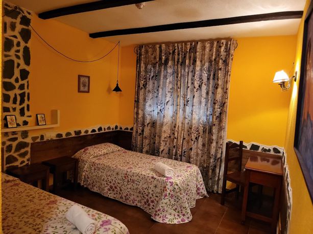 Imagen de la habitación del Hotel Rural Casa Tamaya. Foto 12