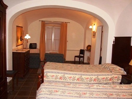 Imagen de la habitación del Hotel Rural Casa da Muralha. Foto 2