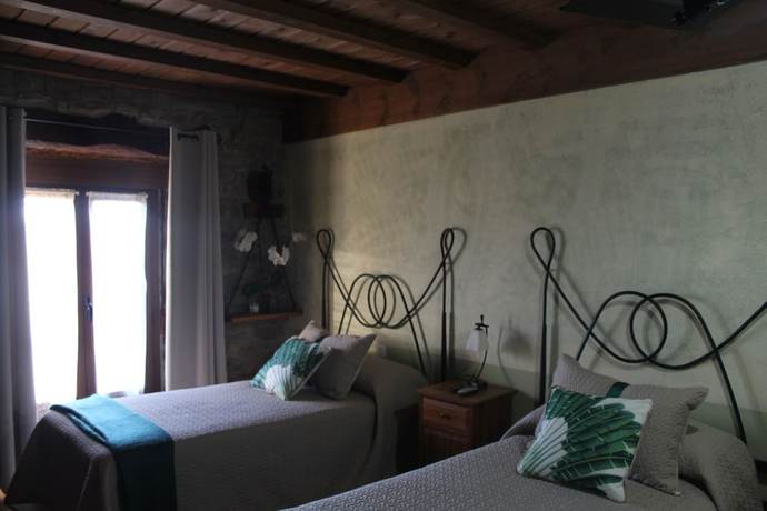 Imagen de la habitación del Hotel Rural Casa la Juana, Almarza. Foto 10