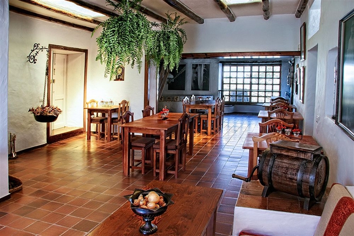 Imagen de los interiores del Hotel Rural Caserío De Mozaga. Foto 14