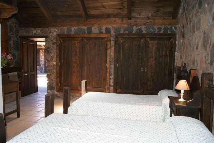 Imagen de la habitación del Hotel Rural Caserio Los Partidos. Foto 5