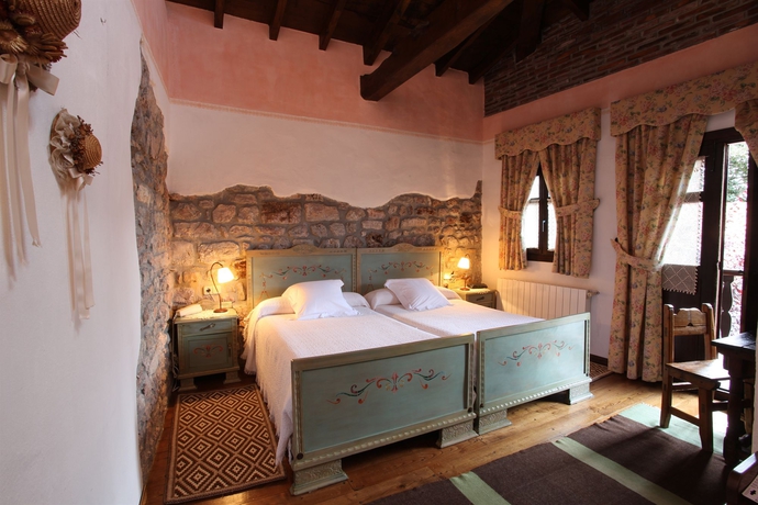Imagen de la habitación del Hotel Rural Casona D'alevia. Foto 6