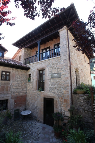 Imagen de los exteriores del Hotel Rural Casona D'alevia. Foto 9