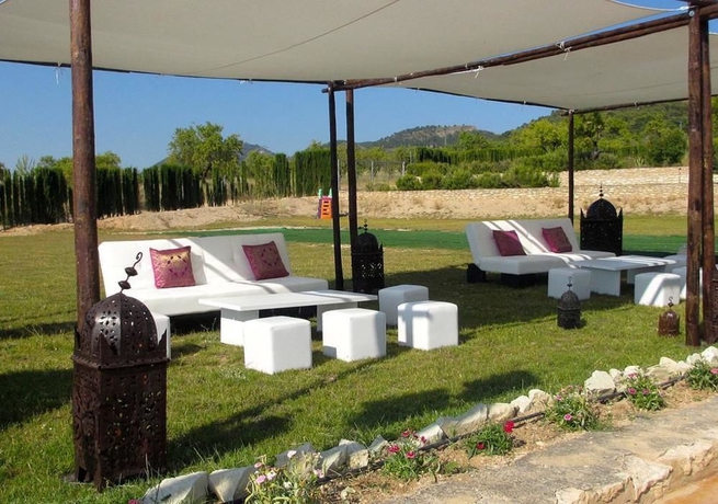 Imagen de los exteriores del Hotel Rural Castillo De Biar. Foto 8