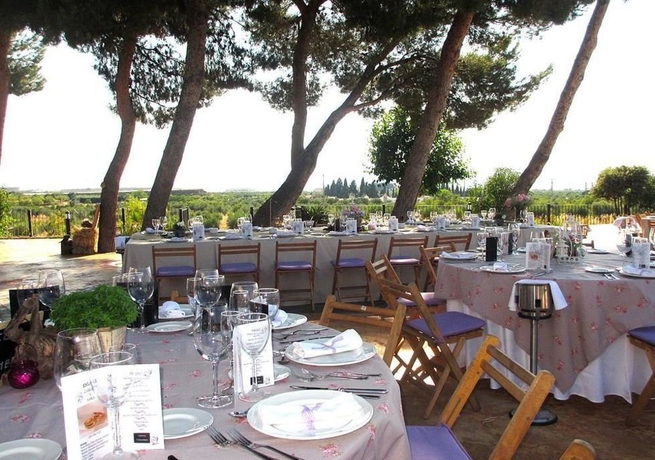 Imagen de los exteriores del Hotel Rural Castillo De Biar. Foto 13