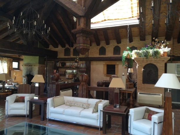 Imagen de los interiores del Hotel Rural Castillo De Somaén. Foto 19