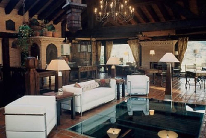 Imagen del bar/restaurante del Hotel Rural Castillo De Somaén. Foto 2