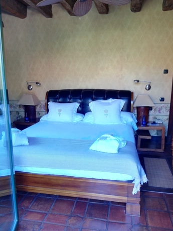 Imagen de la habitación del Hotel Rural Castillo De Somaén. Foto 10