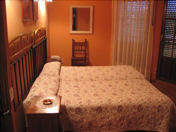 Imagen de la habitación del Hotel Rural Centro De Turismo Rural Lajafriz. Foto 8