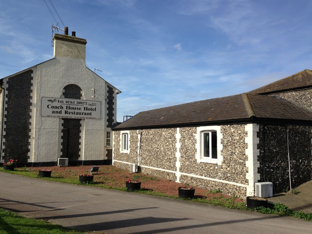 Imagen de los exteriores del Hotel Rural Coach House, Cambridge. Foto 13