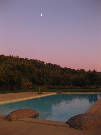 Imagen de la piscina del Hotel Rural Convento Da Provenca. Foto 8