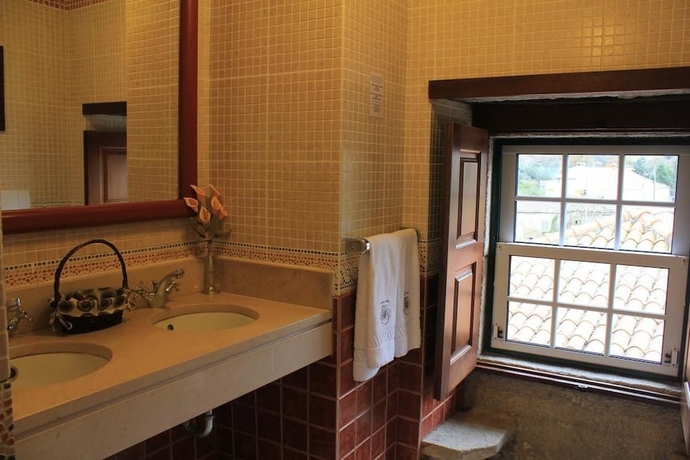 Imagen de la habitación del Hotel Rural Convento Nossa Senhora Do Carmo. Foto 15