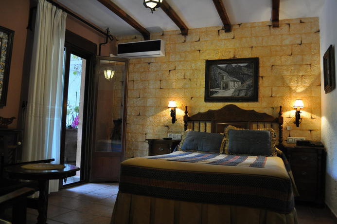 Imagen general del Hotel Rural Convento Santa María de la Sierra. Foto 7