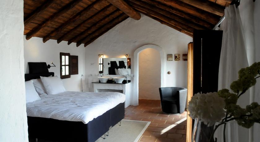 Imagen general del Hotel Rural Cortijo El Guarda. Foto 13