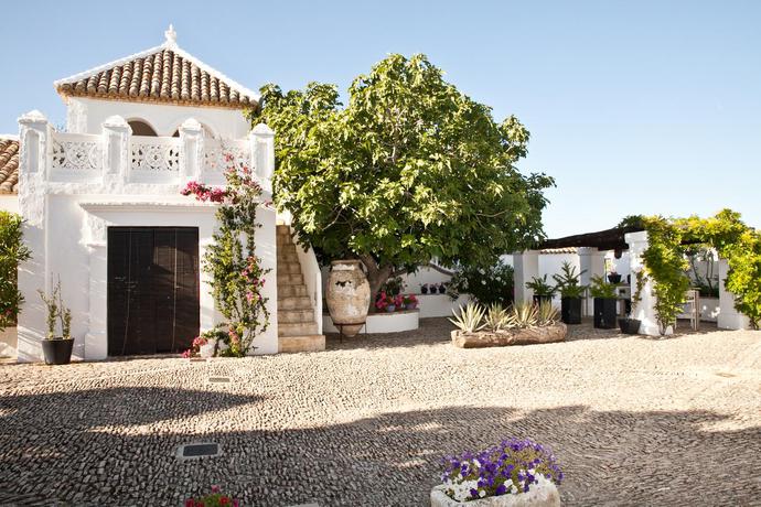 Imagen general del Hotel Rural Cortijo El Guarda. Foto 16