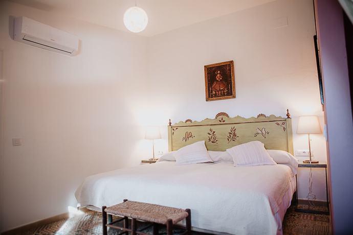 Imagen de la habitación del Hotel Rural Cortijo Santa Clara. Foto 7