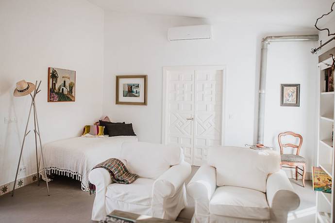 Imagen de la habitación del Hotel Rural Cortijo Santa Clara. Foto 8