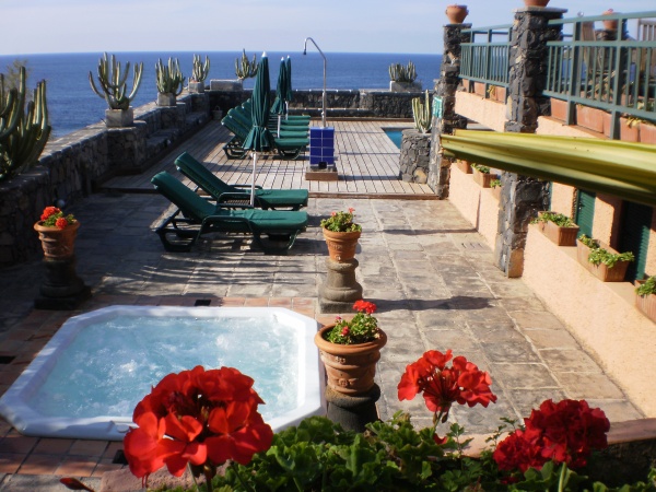 Imagen de los exteriores del Hotel Rural Costa Salada. Foto 7