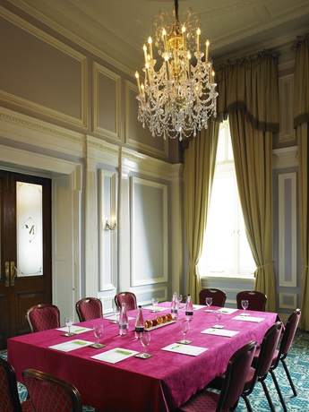 Imagen de los interiores del Hotel Rural Doubletree By Hilton Harrogate Majestic and Spa. Foto 8