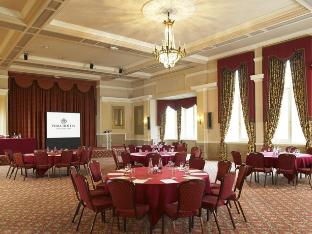 Imagen de los interiores del Hotel Rural Doubletree By Hilton Harrogate Majestic and Spa. Foto 9