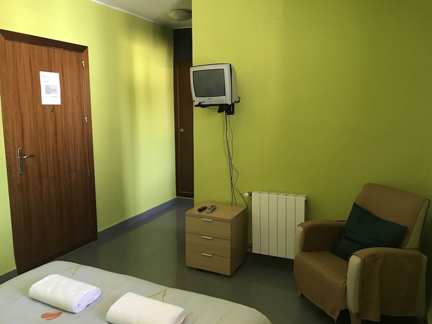 Imagen de la habitación del Hotel Rural El Castellet. Foto 3