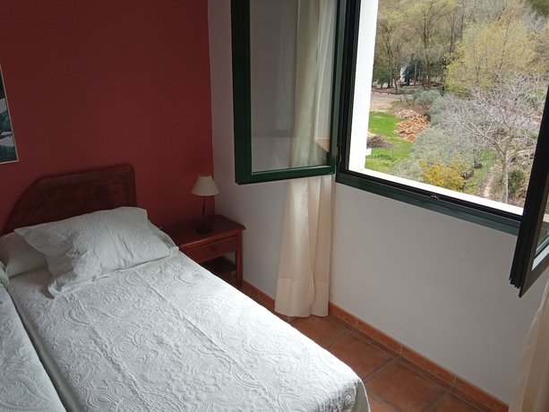 Imagen de la habitación del Hotel Rural El Castillejo. Foto 9