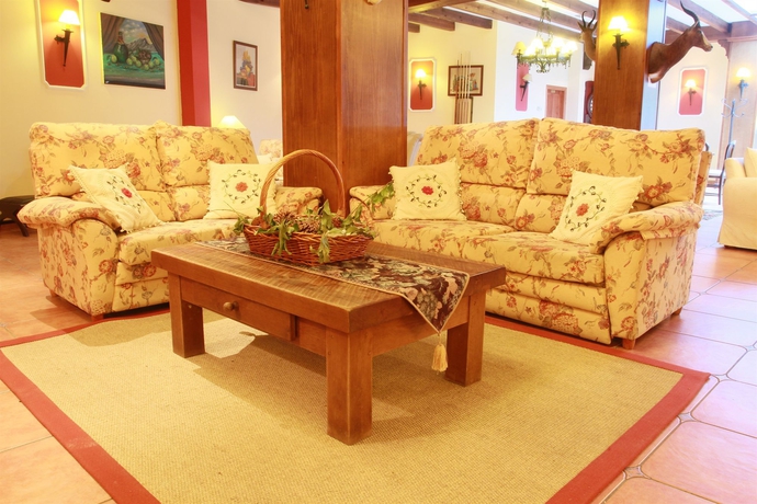 Imagen de los interiores del Hotel Rural El Curro. Foto 13