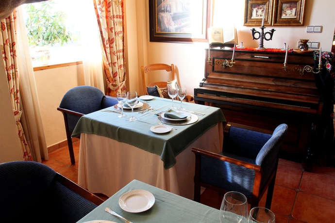 Imagen del bar/restaurante del Hotel Rural El Curro. Foto 6