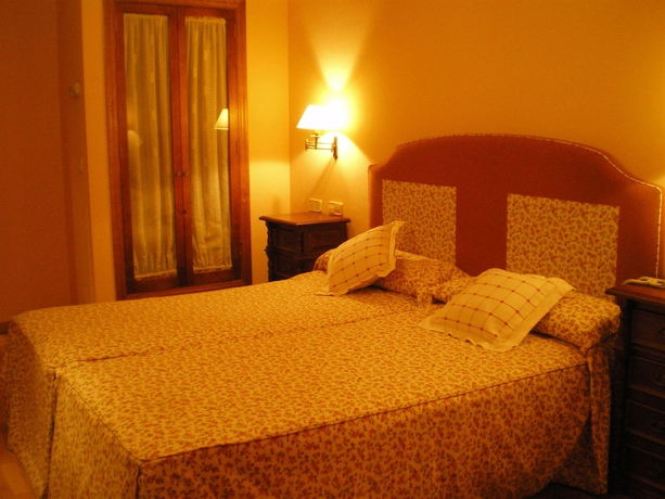 Imagen de la habitación del Hotel Rural El Curro. Foto 9