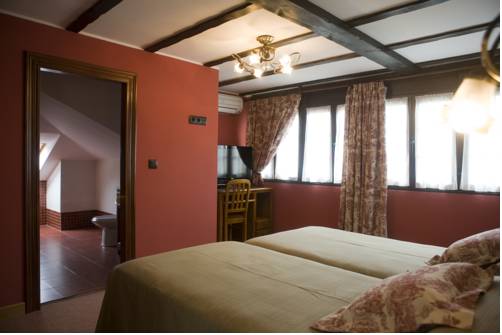 Imagen de la habitación del Hotel Rural El Foyu. Foto 13