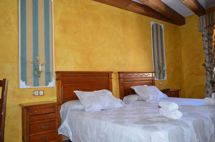 Imagen de la habitación del Hotel Rural El Marqu&eacute;s, Saldana. Foto 16