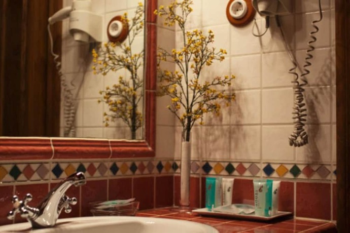 Imagen de la habitación del Hotel Rural El Mirador De Los Pirineos. Foto 7