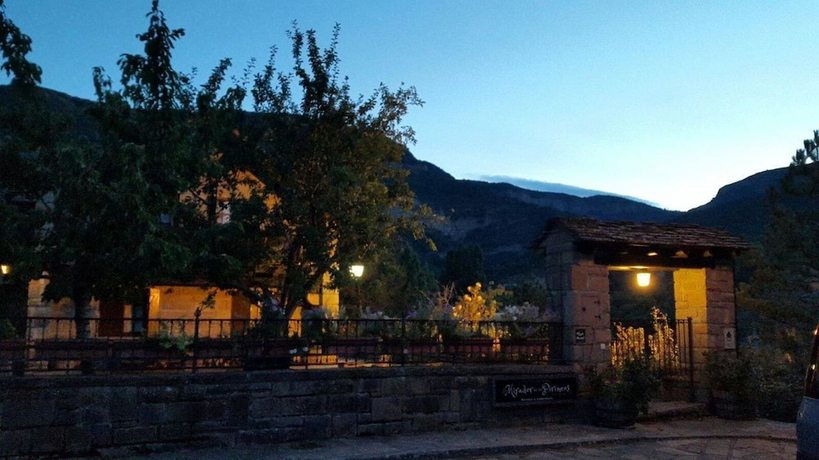 Imagen de los exteriores del Hotel Rural El Mirador De Los Pirineos. Foto 11