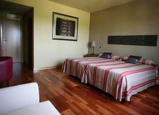 Imagen de la habitación del Hotel Rural El Mirlo Blanco. Foto 4