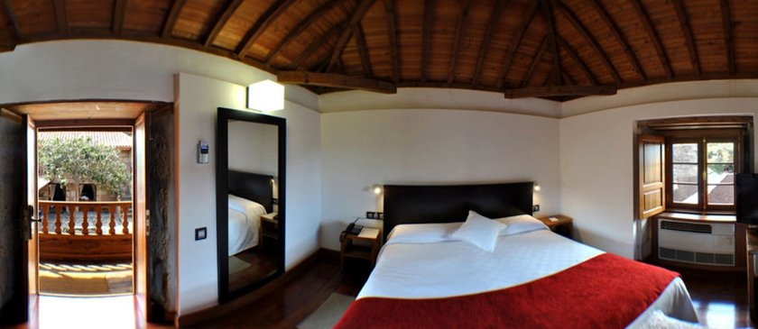 Imagen de la habitación del Hotel Rural El Mondalón. Foto 5