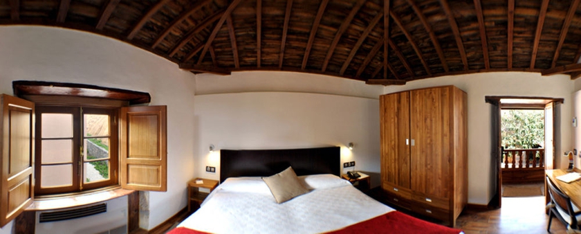 Imagen de la habitación del Hotel Rural El Mondalón. Foto 7