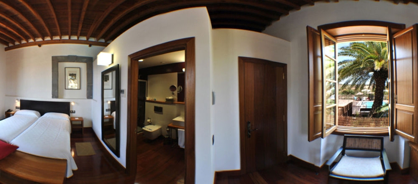 Imagen de la habitación del Hotel Rural El Mondalón. Foto 8