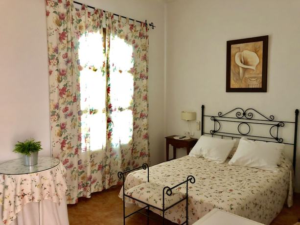 Imagen de la habitación del Hotel Rural El Olivo, La Puebla de los Infantes. Foto 9