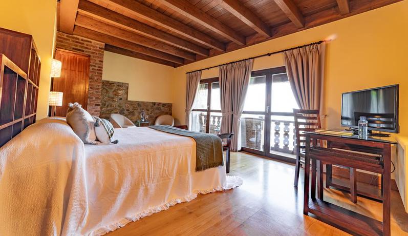 Imagen de la habitación del Hotel Rural El Pandal. Foto 7