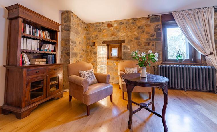 Imagen de los interiores del Hotel Rural El Pandal. Foto 24