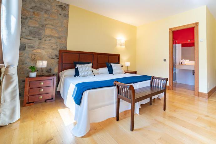 Imagen de la habitación del Hotel Rural El Pandal. Foto 19