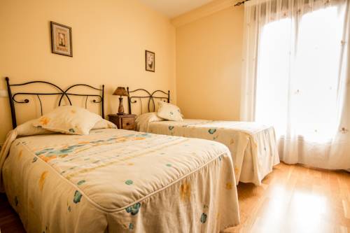 Imagen de la habitación del Hotel Rural El Paraiso de Gredos. Foto 6