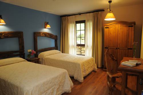 Imagen de la habitación del Hotel Rural El Quesar de Gamoneo. Foto 3